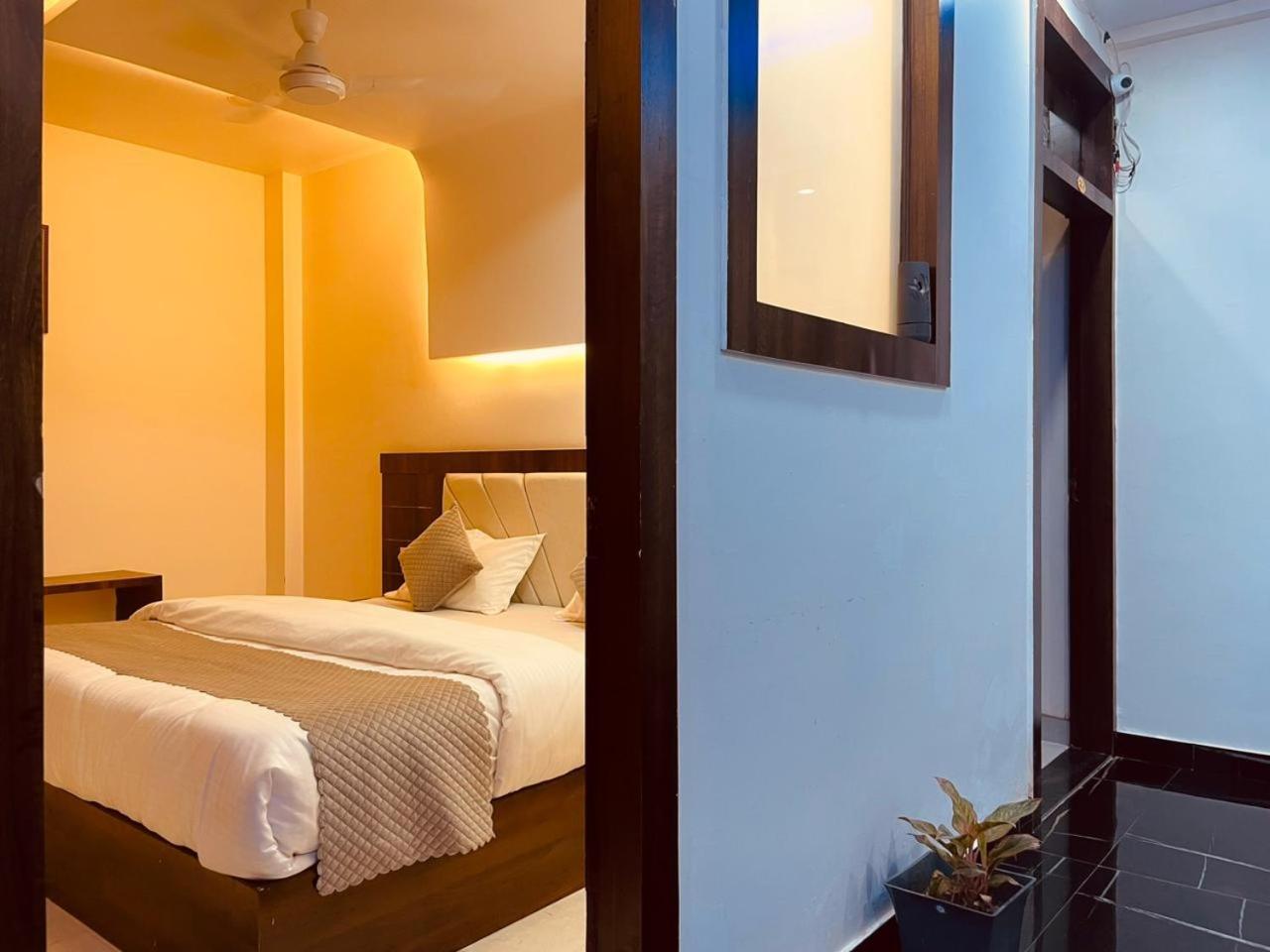 Wooibhotels The Divine Ganga Haridvár Kültér fotó